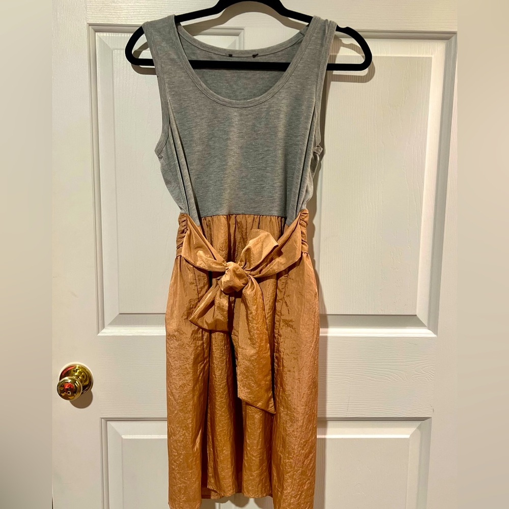 Fun dress grey cotton on top - rust color shimmer skirt on bottom